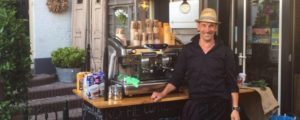El cappuccino voor barista op locatie